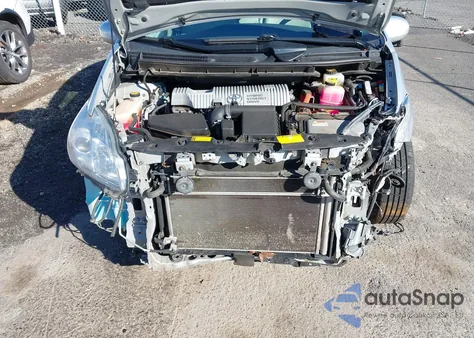 2010 Toyota Prius Iv из США, поврежденный, VIN JTDKN3DU7A0027013